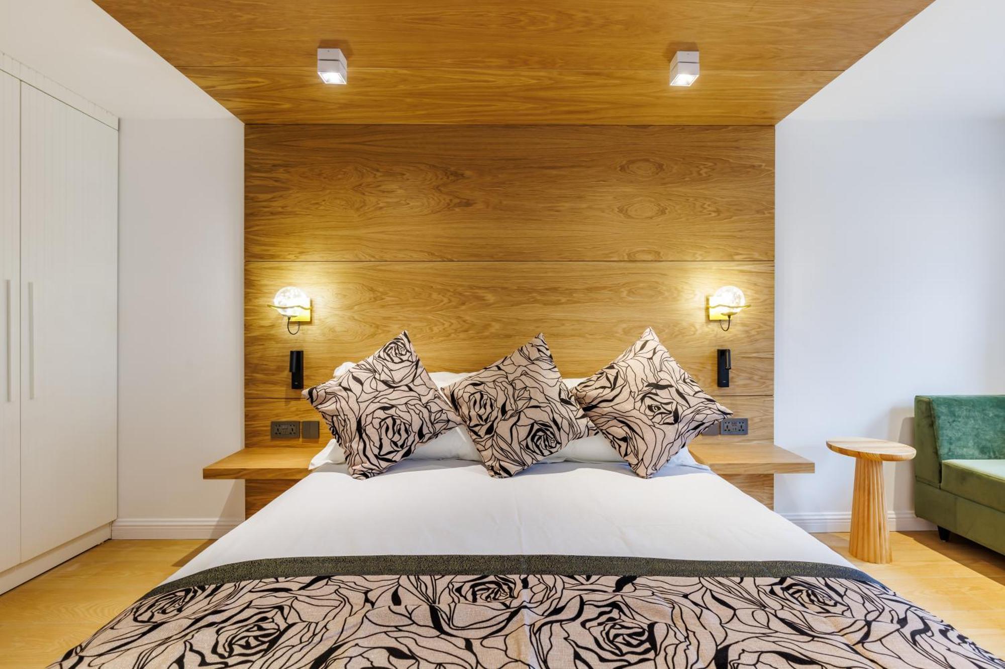 Rosemay Hotel Near London Heathrow Airport 海斯 外观 照片