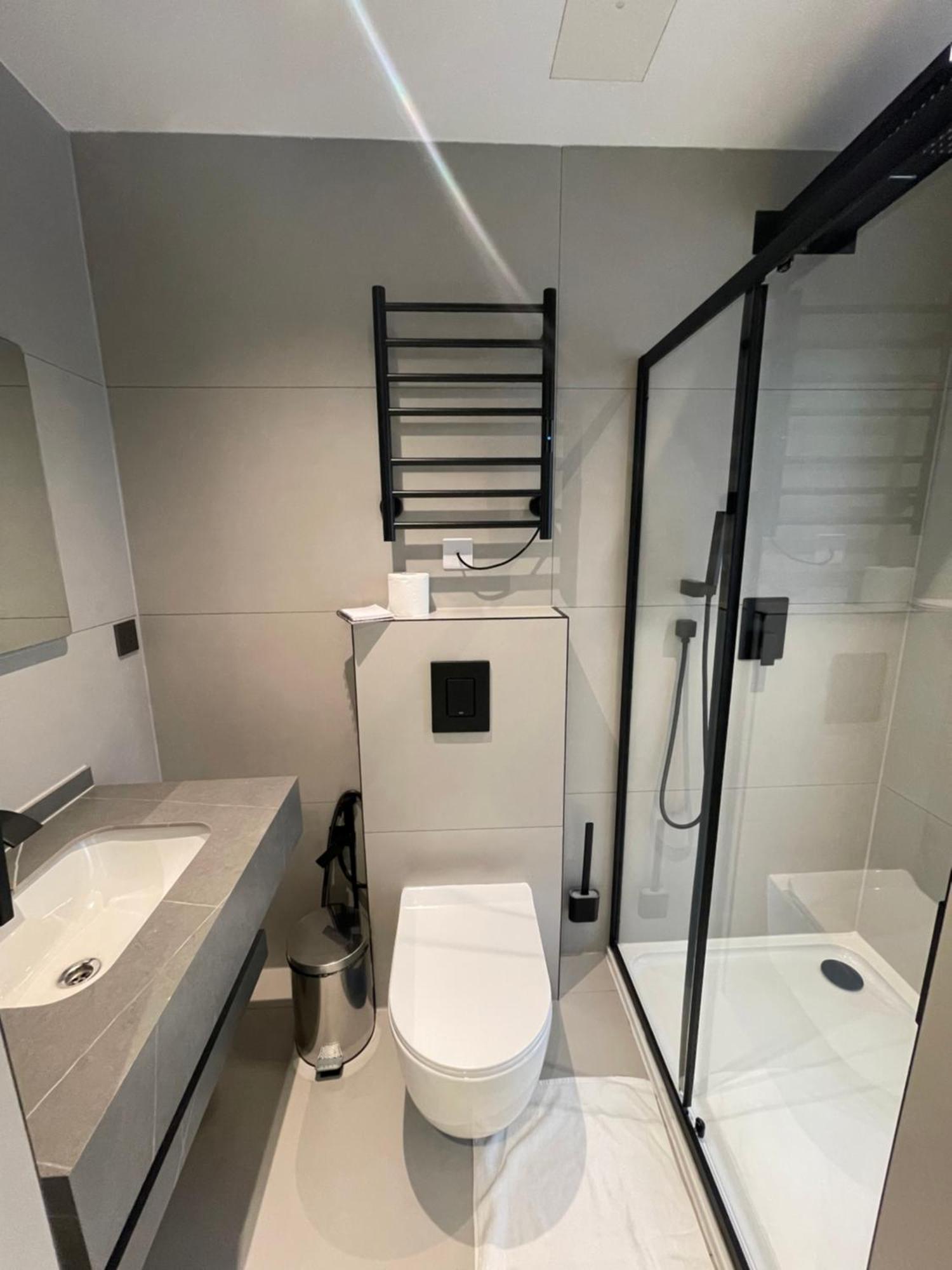 Rosemay Hotel Near London Heathrow Airport 海斯 外观 照片