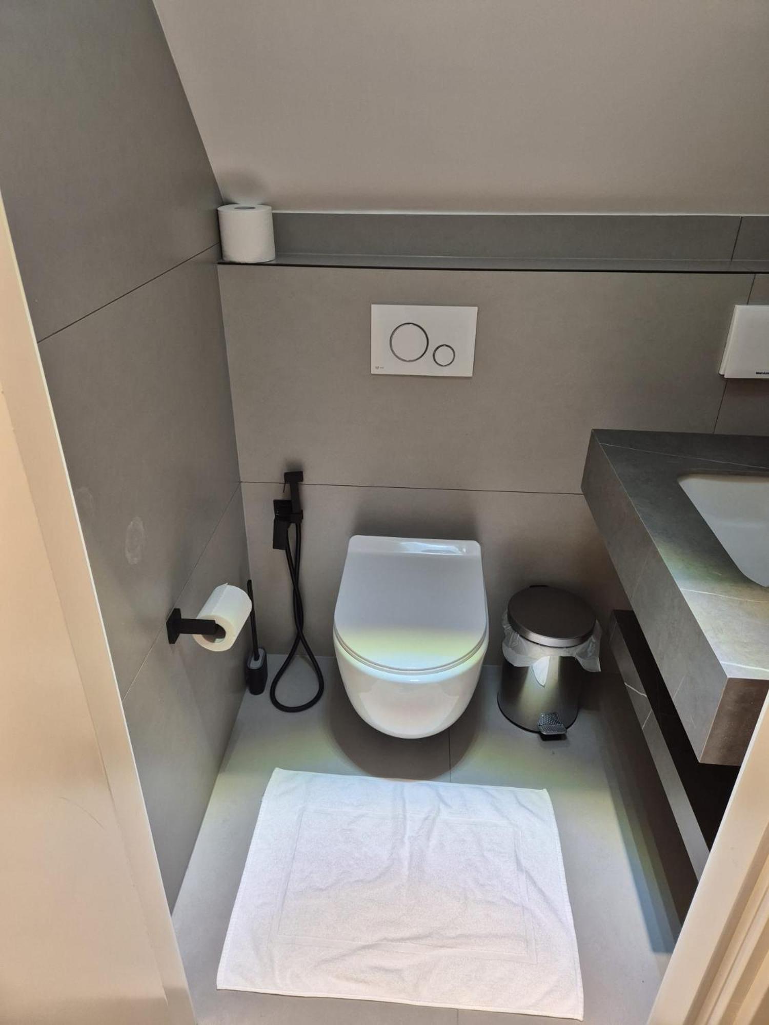 Rosemay Hotel Near London Heathrow Airport 海斯 外观 照片